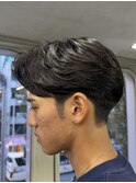 メンズセンターパートニュアンスパーマアップバング