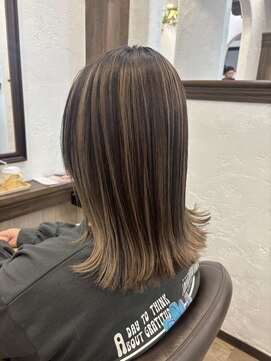 アミリー ひたち野うしく店(Amily) ハイライトバレイヤージュダブルカラーケアブリーチ20代30代