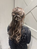 ハウス(HAUS.)&nbsp;ふわふわハーフアップ