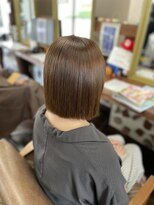 アート(art) 切りっぱなしボブ+髪質改善ストレート