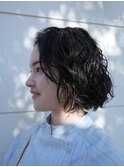 脱縮毛矯正で大人の艶髪に