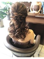 ソラシア solacia ヘアーメイク ゴージャスハーフアップ