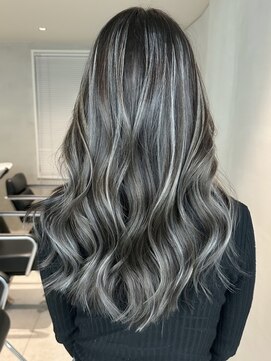 ヨロ 小岩(YOLO) ハイライトカラーミルクティーベージュケアブリーチダブルカラー