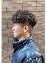 ビーダンディー(Bee dandy)&nbsp;ビジネスカジュアル ツーブロックショートパーマ メンズメッシュ