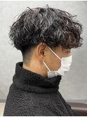波巻きスパイラルパーマメンズマッシュツーブロックメンズパーマ