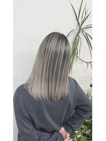 ヴィフ 大船(VIF)&nbsp;バレイヤージュ/ハイライト/ダブルカラー/ケアブリーチ/ボブ