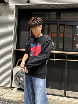 ハイセンス(HISENSE) ダークアッシュニュアンスパーマウルフベリーショート【ケイト】