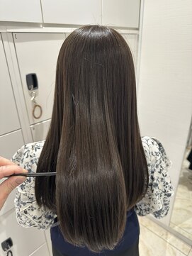 ケンジ 平塚 アネッタ(KENJE annetta) 艶髪ストレート　髪質改善カラー　髪質改善トリートメント