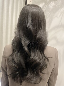 エレノア 新宿西口店(Eleanor) オリーブブラウン