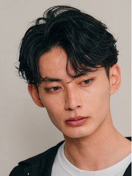 レタッチ バイ フィフス 天神大名(RETOUCH by fifth) 福岡天神メンズフェザーパーマフェザーショートスパイラルパーマ