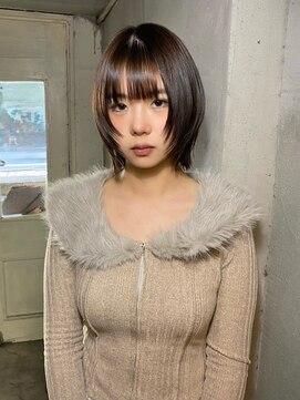 ロイジー(roijir) 表参道 roijir アッシュブラウン × レイヤーボブ