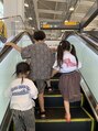 イマトリ 大森店 上から4年生、2年生、年長の三人に日々育てられてます!大森