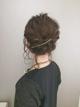 ピエドプールポッシュ(PiED DE POULE POCHE) ＊arrange hair＊  おくれ毛が可愛い☆ゆるふわアップ