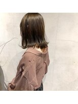 ミント(mint) 赤み除去、カーキグレー!