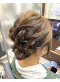 ゆるふわまとめ髪スタイル