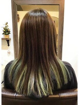 ヘアーズ ビガップ(hair's Big up) インナーカラー×ミントグリーン