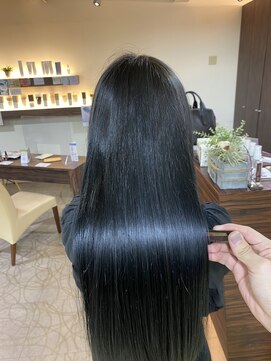 ヘアーメイクポリッシュ 桂店 髪質改善/縮毛矯正/ロングヘアー/ツヤ髪/艶カラー/桂/西京区