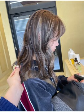 スニュウ(snuw) 【snuw mina】ハイライト/ローライト／ツートーンカラー