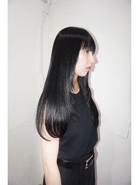 229 レイヤーカット ブルーブラック トリートメント