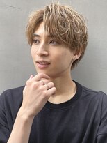 刈り上げないセンターパート×くすみカラー