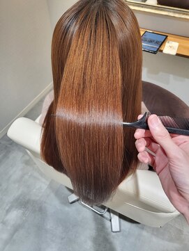 オルガ(Olga) 髪質改善/縮毛矯正/ストレート/ナチュラル/カラー/白髪染め