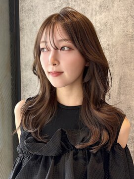 レイヤーカット×ヘーゼルベージュ　【韓国ヘア】