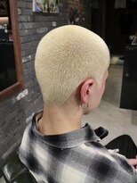 スリーセント 栄(3/cent)&nbsp;バズカット/金髪ボウズ/金髪坊主/ハイトーンボウズ/ハイトーン