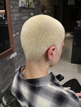 スリーセント 栄(3/cent) バズカット/金髪ボウズ/金髪坊主/ハイトーンボウズ/ハイトーン