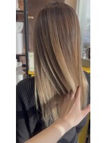 リン(Lin.) 明るめバレイヤージュ!