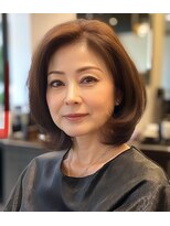 サロン ド ブレス(Salon DE Breath) ココアベージュの上品ミディで小顔に見せる大人艶ボブスタイル