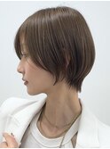 表参道白髪ぼかしショートボブベージュグレージュ