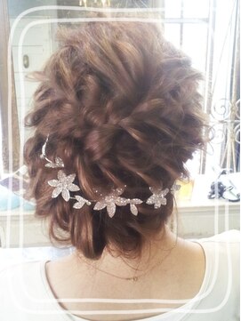 ミルシー(millci) 『millci』ウェディング向きツイスト ロープ編み 波うちMIX