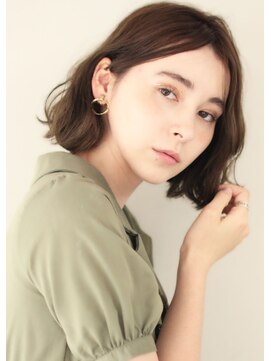 サーカス バイ ビュートリアム 青山(CIRCUS by BEAUTRIUM) 大人の外国人風パーマボブ