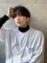 シン(syn) ツイストスパイラルマッシュ コンマヘア