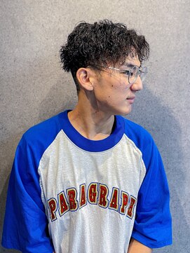 フジヤマバーバーショップ アジト(FUJIYAMA BARBER SHOP ajito) コムドットゆうた風スパイラルパーマ【田中美旺】b815