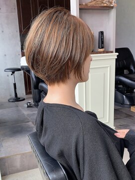 ザシー オモテサンドウ(The C) 大人かわいい小顔ショートボブショートヘア20代30代40代表参道