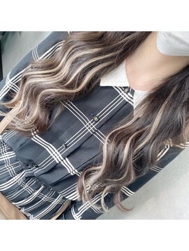 レヴェリー(REVERIE) #プルエクステ#インナーカラー