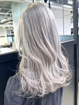 アルバム 渋谷パルコ(ALBUM) ホワイトシルバー_ピンクブラウン切りっぱなしボブ_ba480461