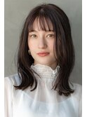 大人かわいい／20代30代／バングカット／ダークオリーブ