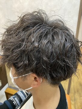 リボーン ビューティー リゾート(re-born Beauty Resort) メンズトレンドヘアー【ツイスパ☆】