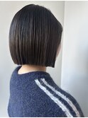 顎下1センチ切りっぱなしボブ