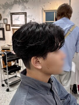 サンバイセライロ 千葉(SAN. by celilo) メンズトレンドヘア/ニュアンスパーマ/センターパート/関祐翔