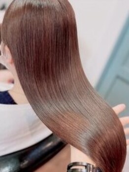 キートス(kiitos)の写真/【鴫野駅徒歩2分】髪質改善カラーで、ダメージレスに綺麗に染まる♪色持ちも良く、ツヤ感のある仕上がりに