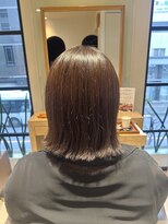 クスクス(COUS COUS)&nbsp;オリーブグレージュ切りっぱなし外はねボブ