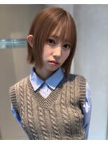 ヴィヴィッド オモテサンドウ(ViViD omotesando)&nbsp;韓国ボブ　レイヤーボブ　ベージュ