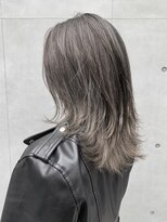 アリーズ シブヤ(ALLYS shibuya)&nbsp;スモーキーグレージュ ◇ハイライト ウルフ　レイヤーカット