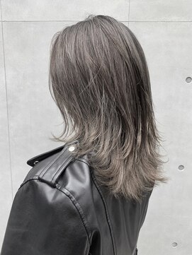 アリーズ シブヤ(ALLYS shibuya) スモーキーグレージュ ◇ハイライト ウルフ　レイヤーカット