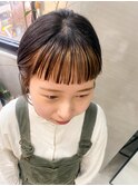 ミニボブボブインナーカラーパッツンオン眉ナチュラルぱっつん