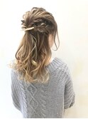 大人かわいいブライダルハーフアップ　お呼ばれヘアM24