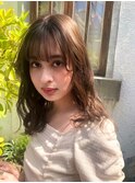 透明感たっぷりオリーブベージュ